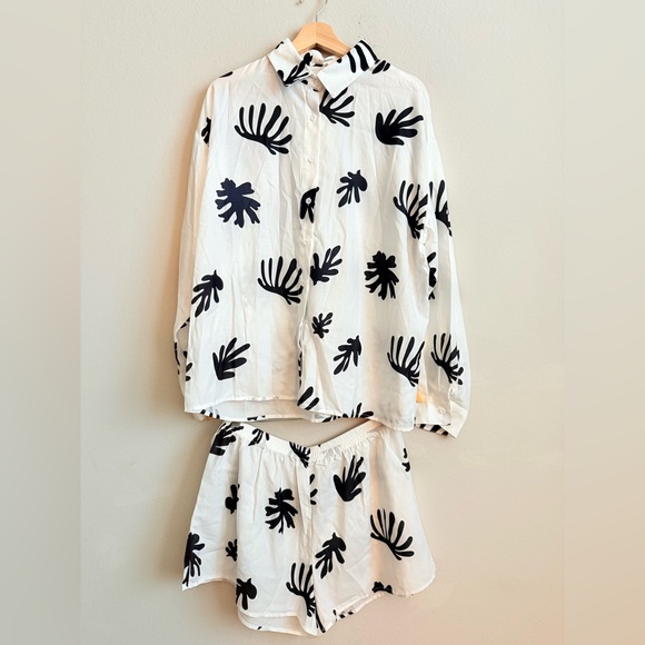 Commense Short Set - Picture 4 of 8